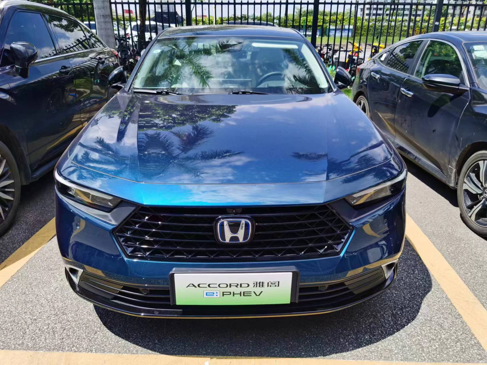 十一代雅阁探店无惧油电同价优惠12万