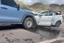 西藏旺布公路逆行引发的惨剧，安全驾驶很重要，系安全带也很重要