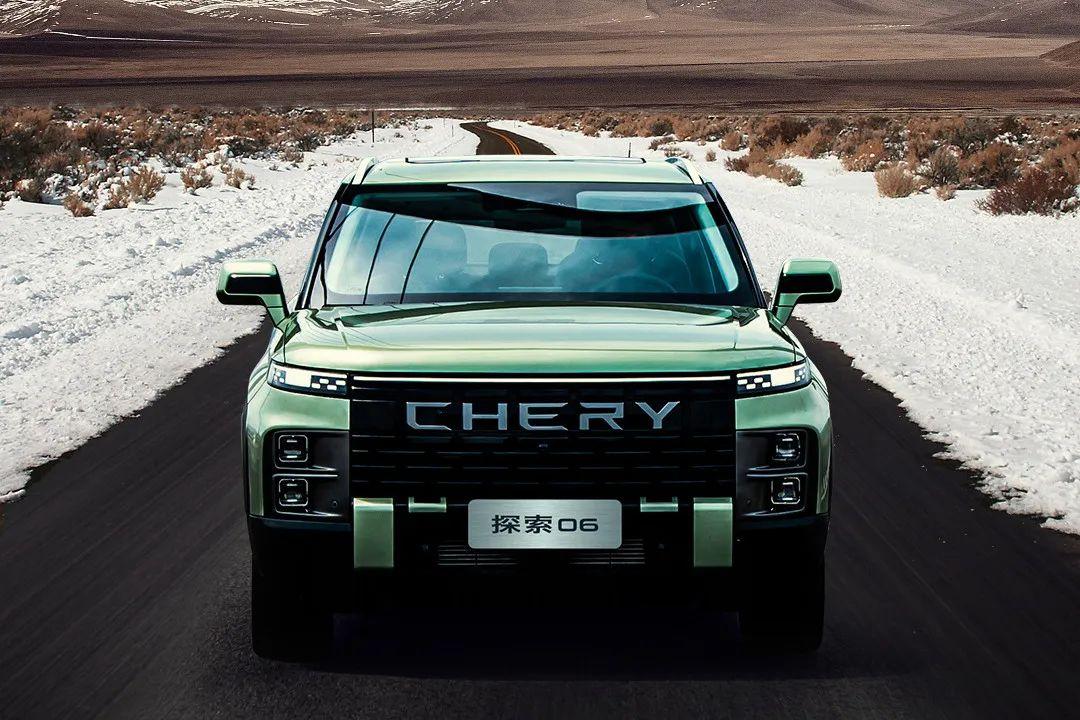 15万起国产suv比大g帅最后一台超跑同款翼展门