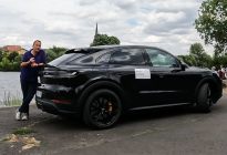 搭载V8插电混动 新款保时捷卡宴将于慕尼黑车展首发
