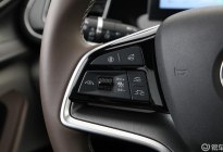 丰田首款纯电轿车bZ3问世，与比亚迪秦PLUS EV怎么选？