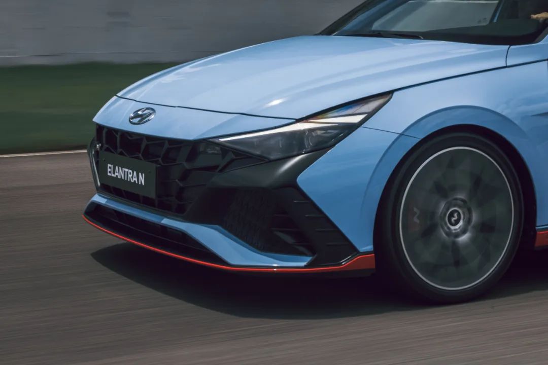 试驾现代elantran韩系车也有操控乐趣