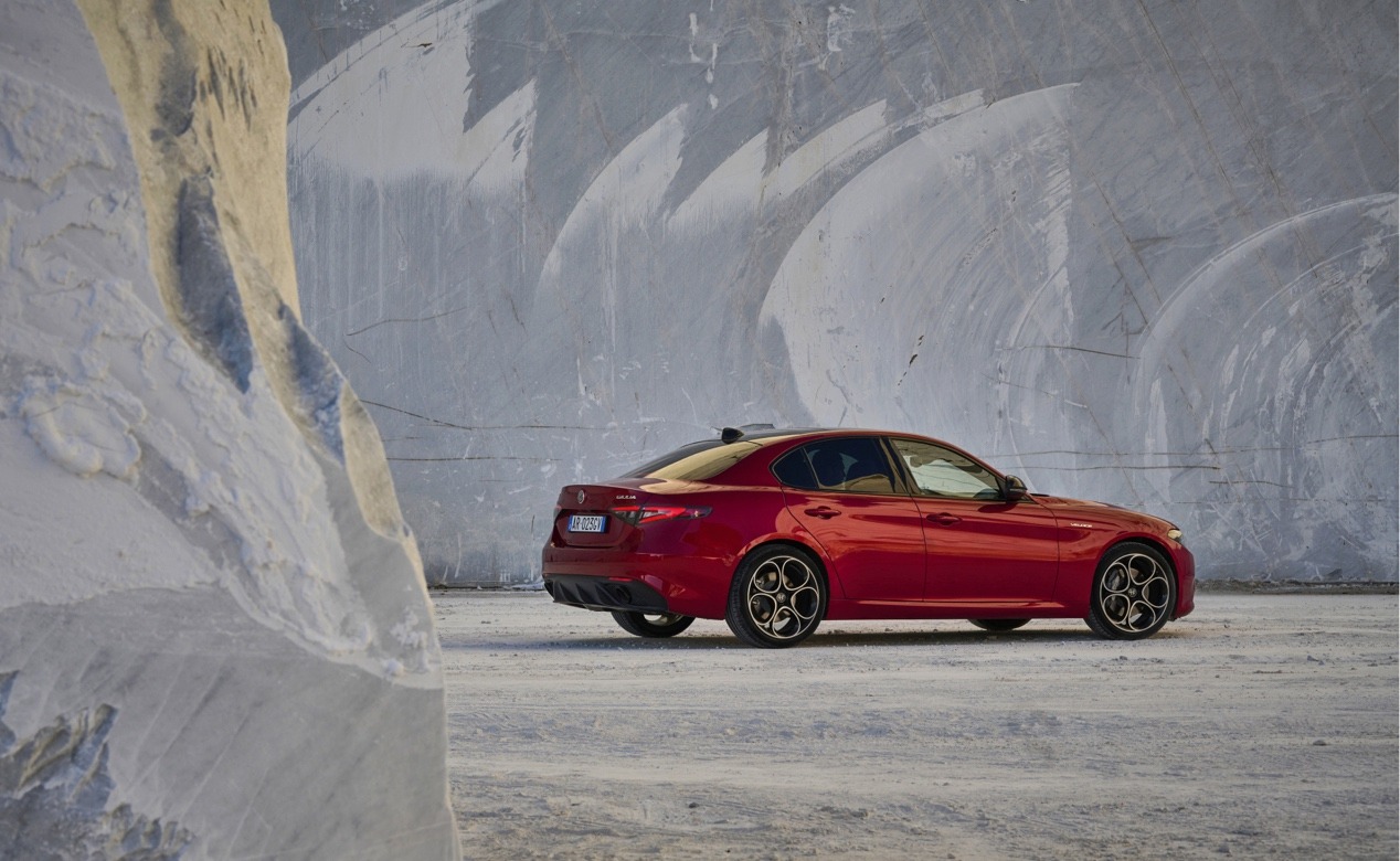 新款stelvio斯坦维燃擎上市