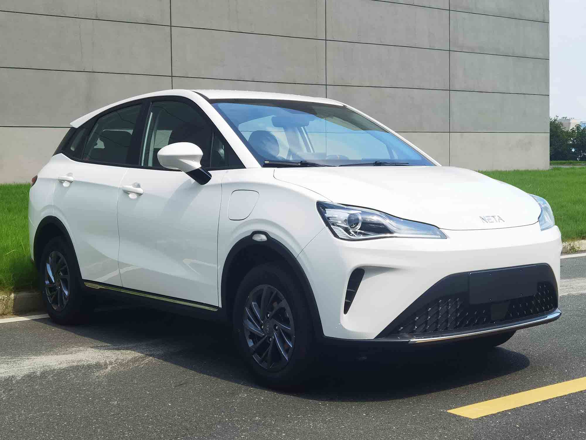 当前位置:>买车网首页>选车>哪吒汽车>哪吒aya>文章>哪吒aya实车现身