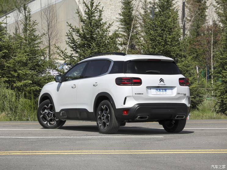东风雪铁龙 天逸 C5 AIRCROSS 2023款 400THP 纵擎版 东风雪铁龙 天逸 C5 AIRCROSS 2023款 400THP 纵擎版