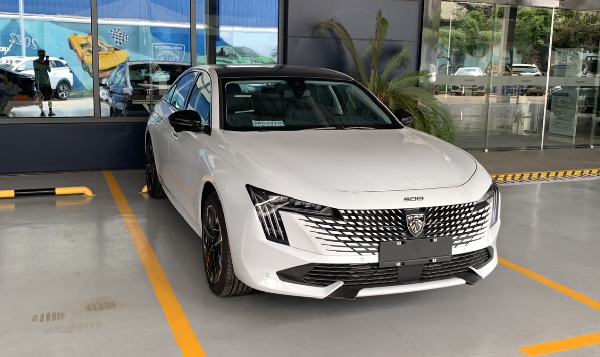 8月11日上市新款标致508l到店标配18t8at