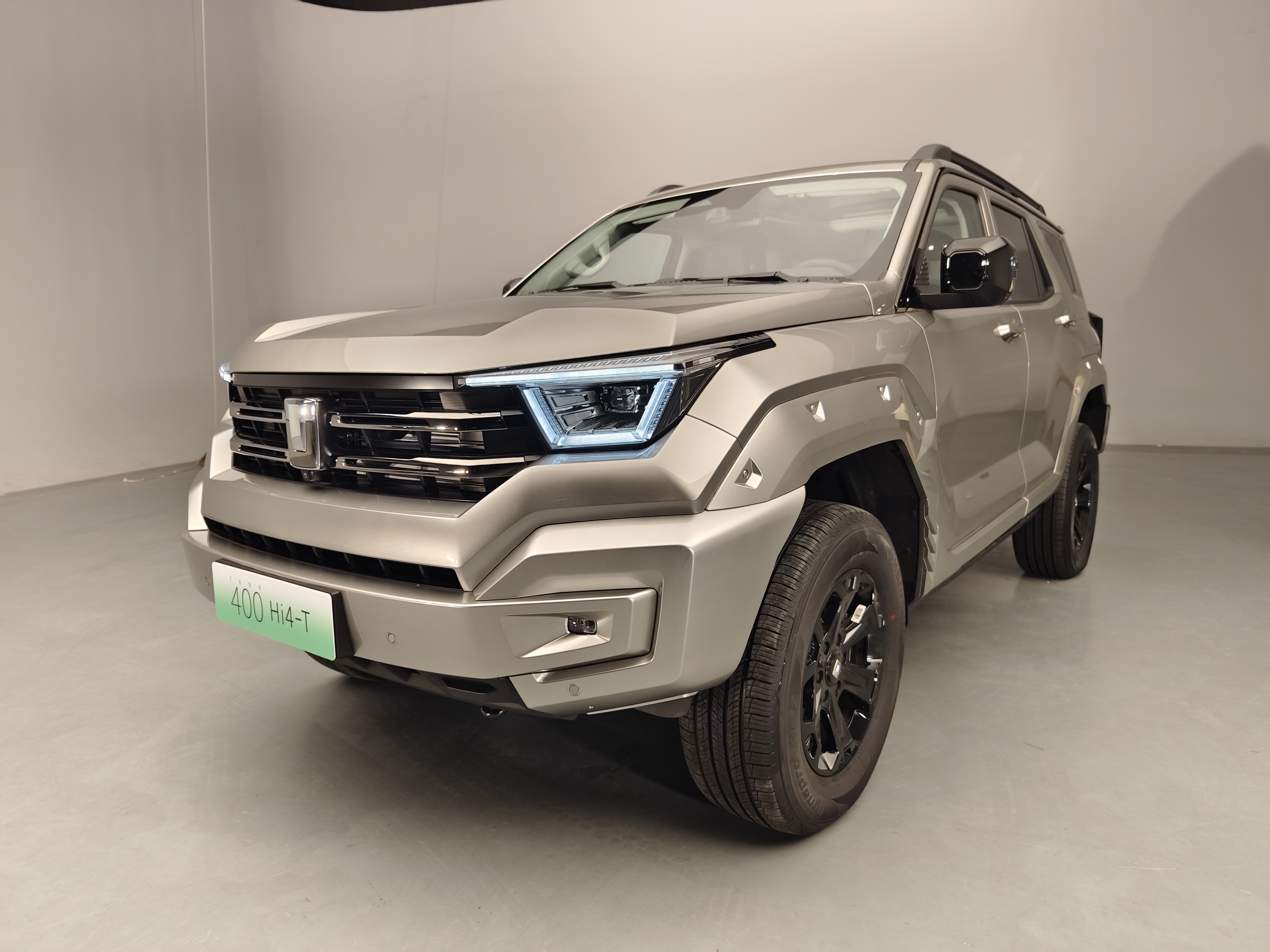 新能源越野车再添新丁 静态体验坦克400 hi4-t- 买车网