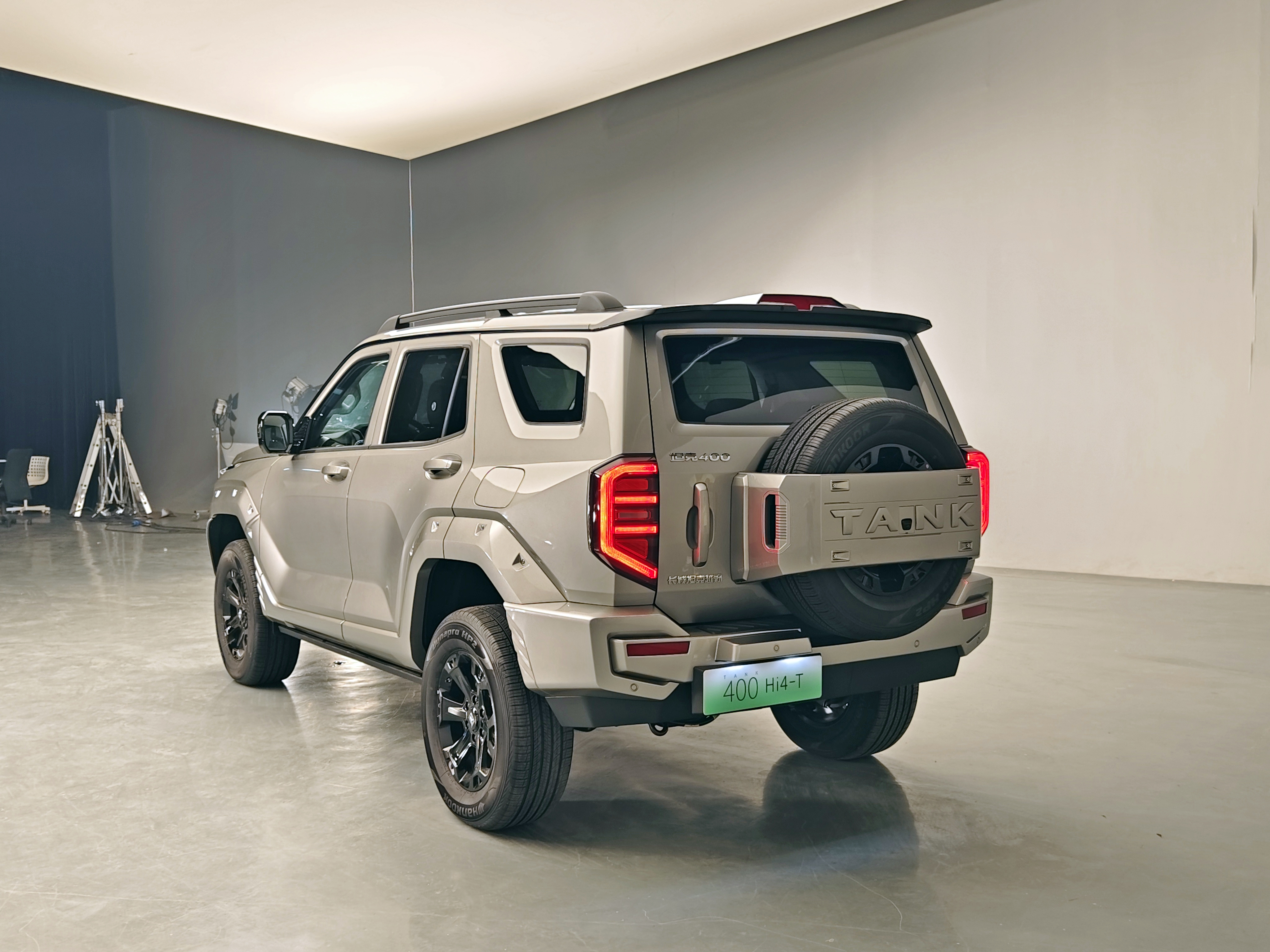 新能源越野车再添新丁 静态体验坦克400 hi4-t- 买车网