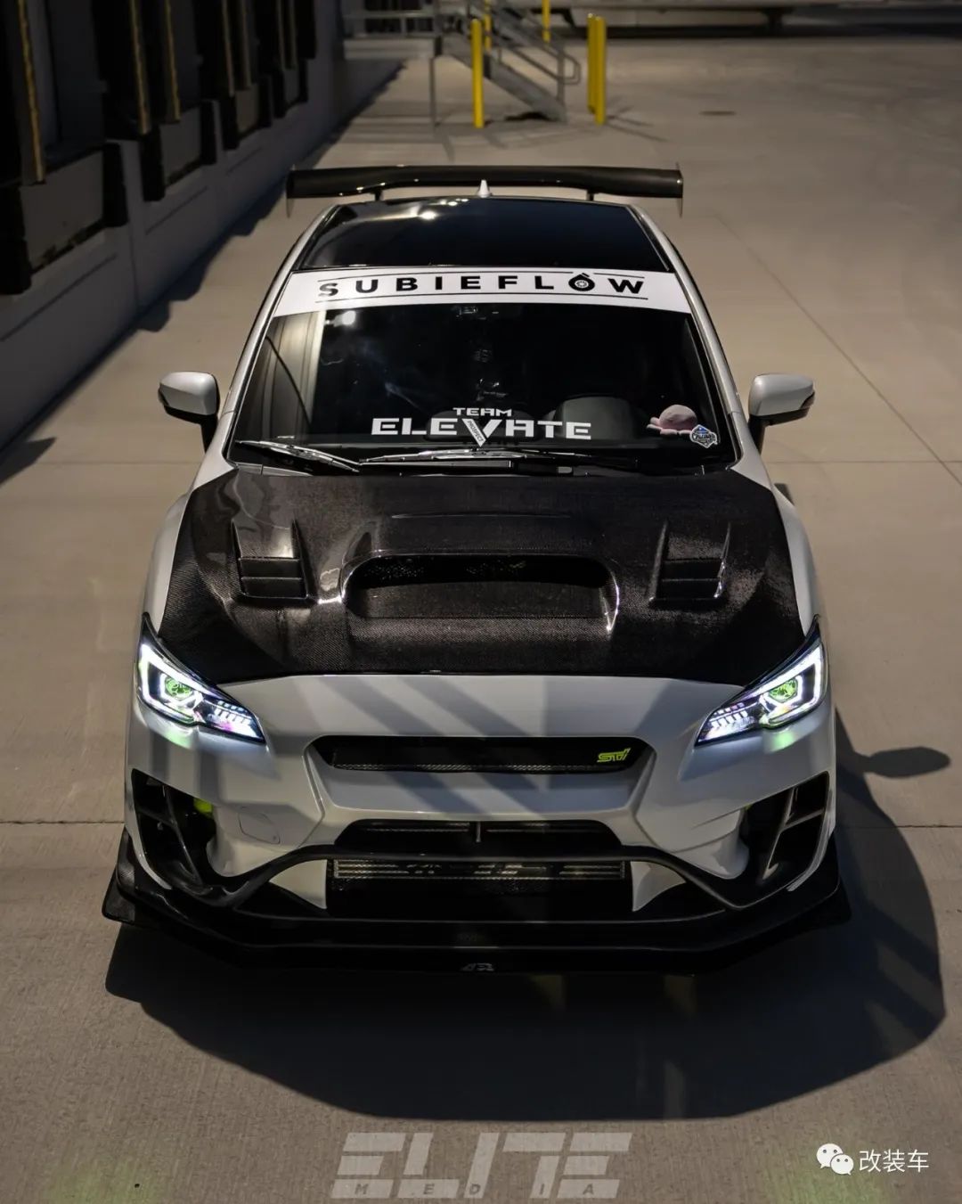 竞技味十足的11代斯巴鲁WRX STi，战斗的同时还带点