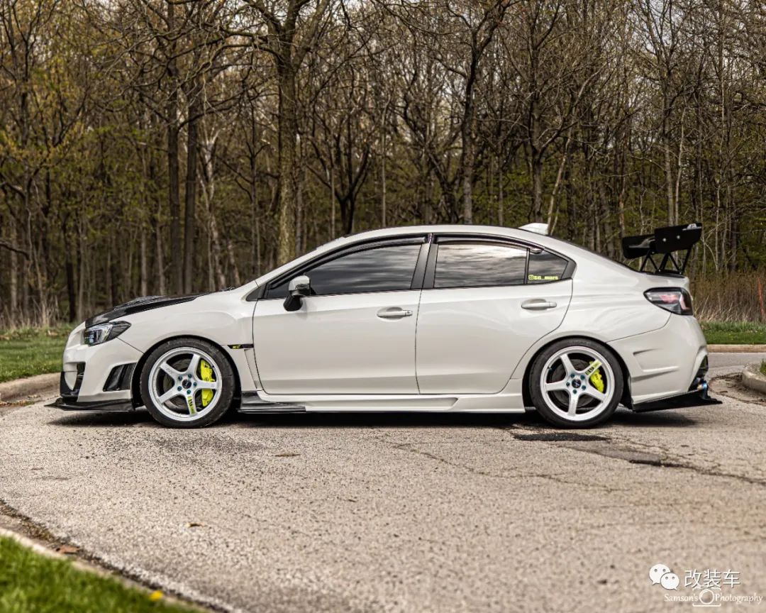 竞技味十足的11代斯巴鲁WRX STi，战斗的同时还带点