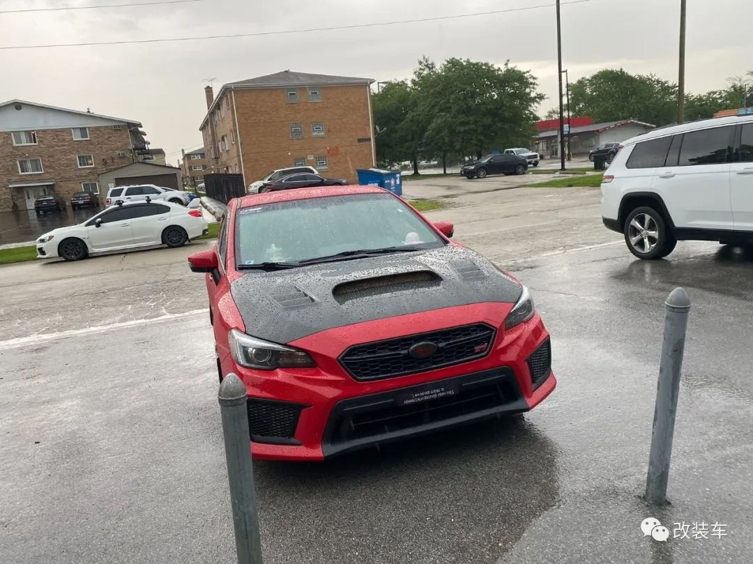 竞技味十足的11代斯巴鲁WRX STi，战斗的同时还带点