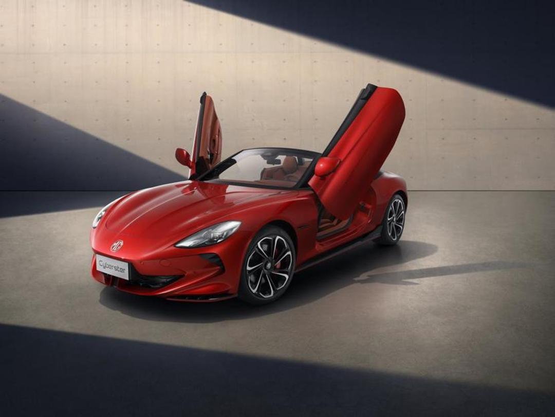 加速3秒级电动敞篷来袭名爵cyberster你心动吗