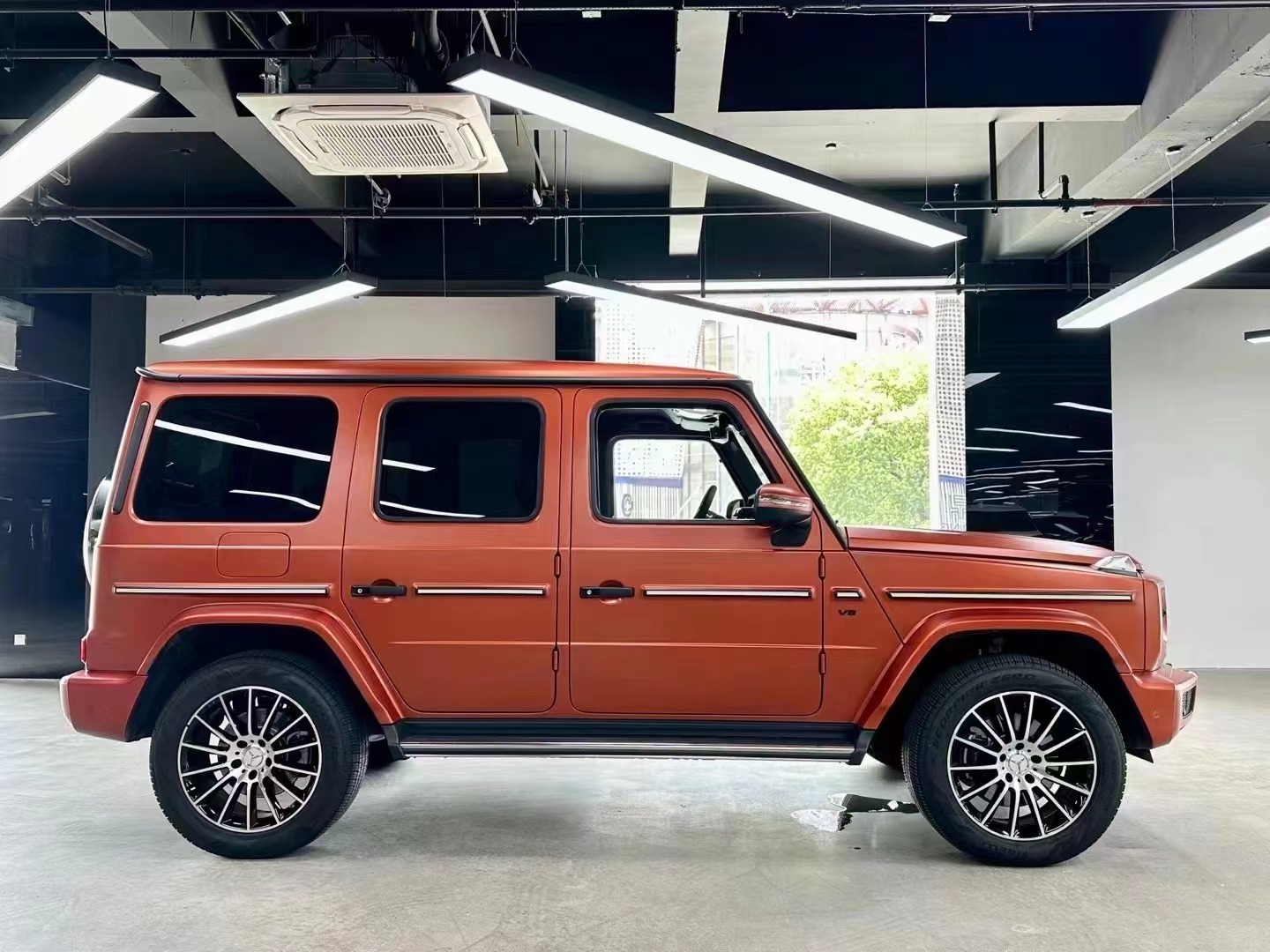 奔驰g500高定版限量版哑光古铜橙