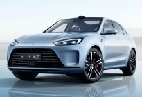 8月前三周新势力品牌销量，问界0.22万辆，魏牌0.18万辆