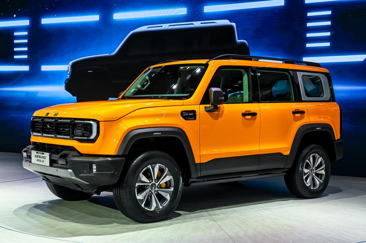 北京汽车轿车停燃成都车展技术一箩筐新蓉合成都车展