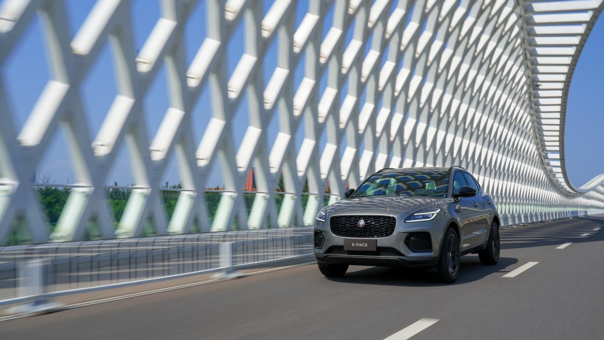 成都车展必看的豪华轿跑suv全新捷豹epace一眼动心