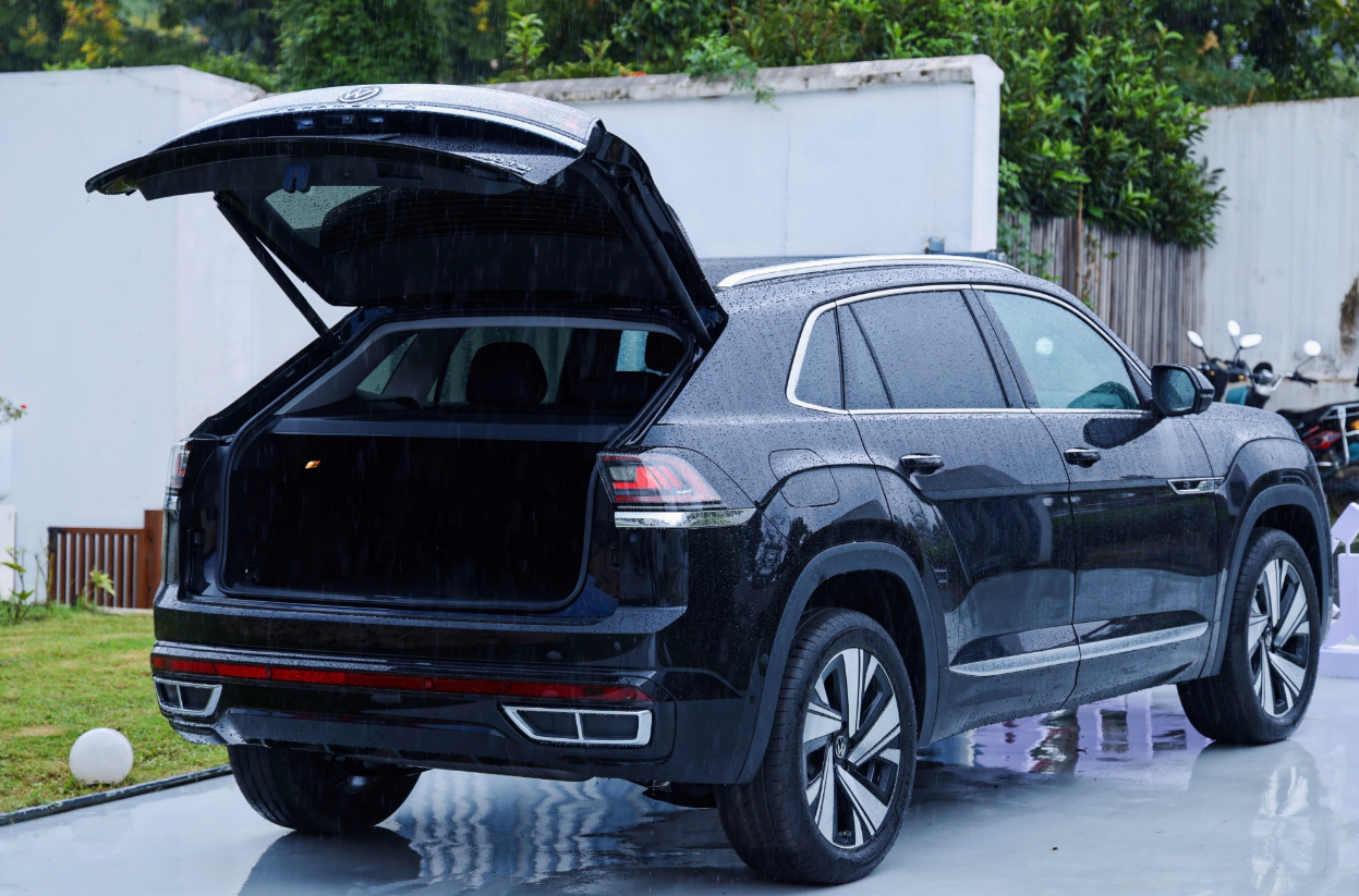 标配四驱的全尺寸豪华大五座suv,试驾2024款大众途昂x- 买车网