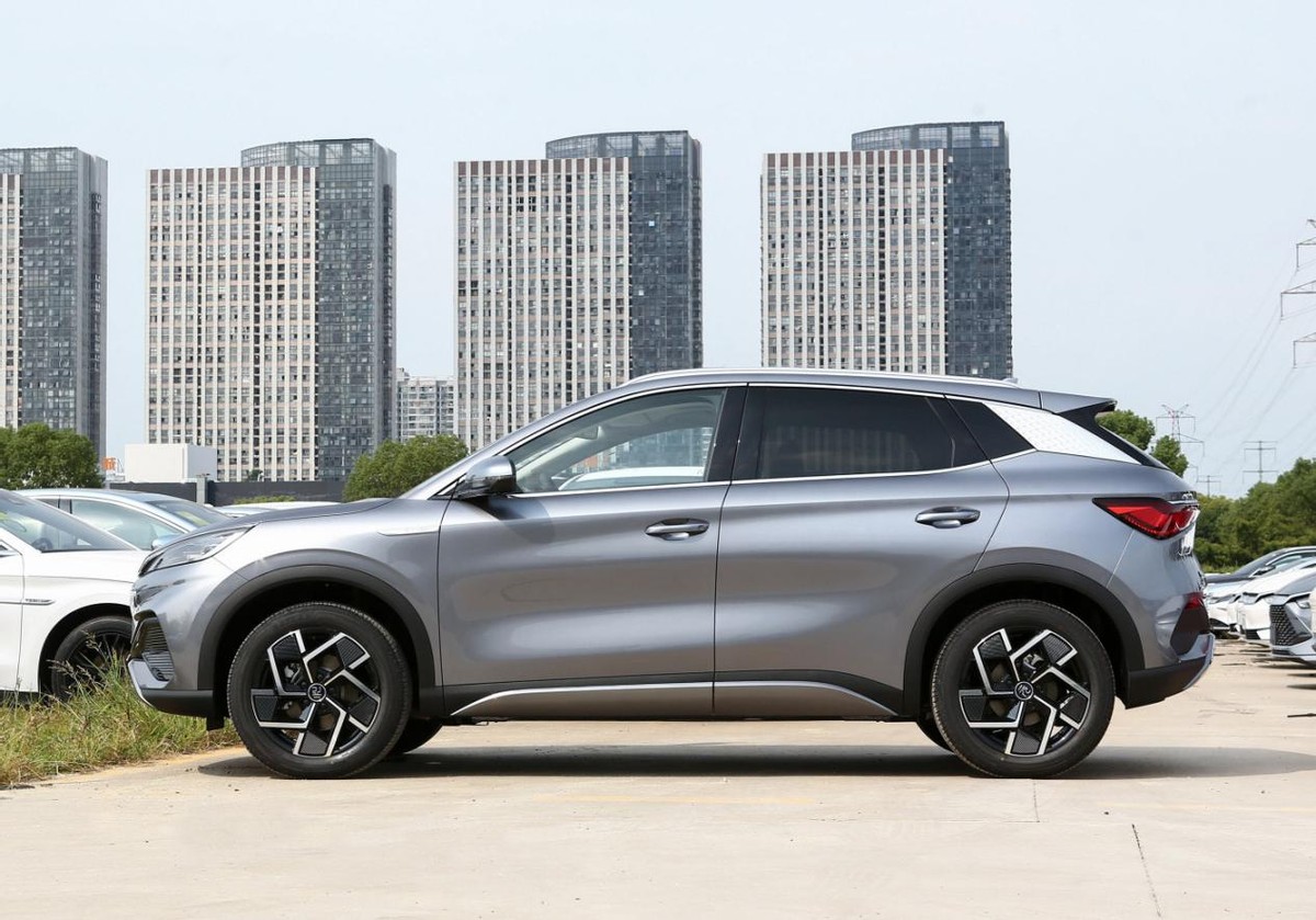 起售价1358万元比亚迪元plus正式上市