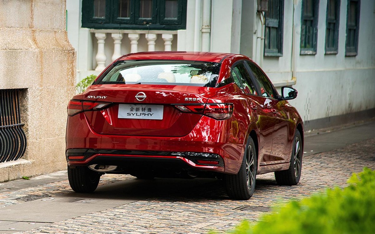 日产想通了轩逸500万冠军版上市仅售786万起