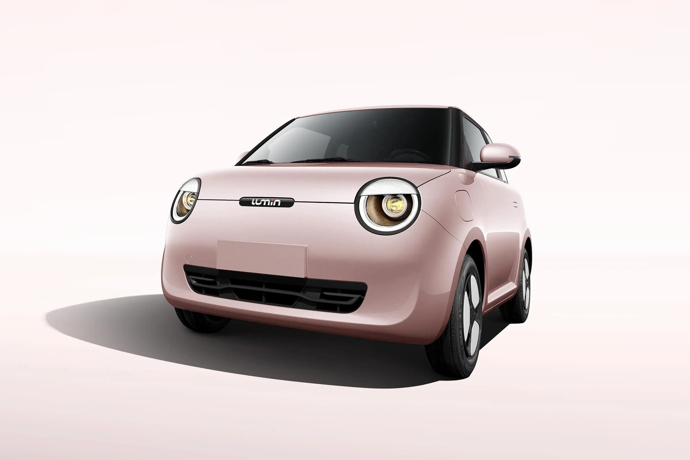 加入快充功能这长安纯电小车续航超300公里