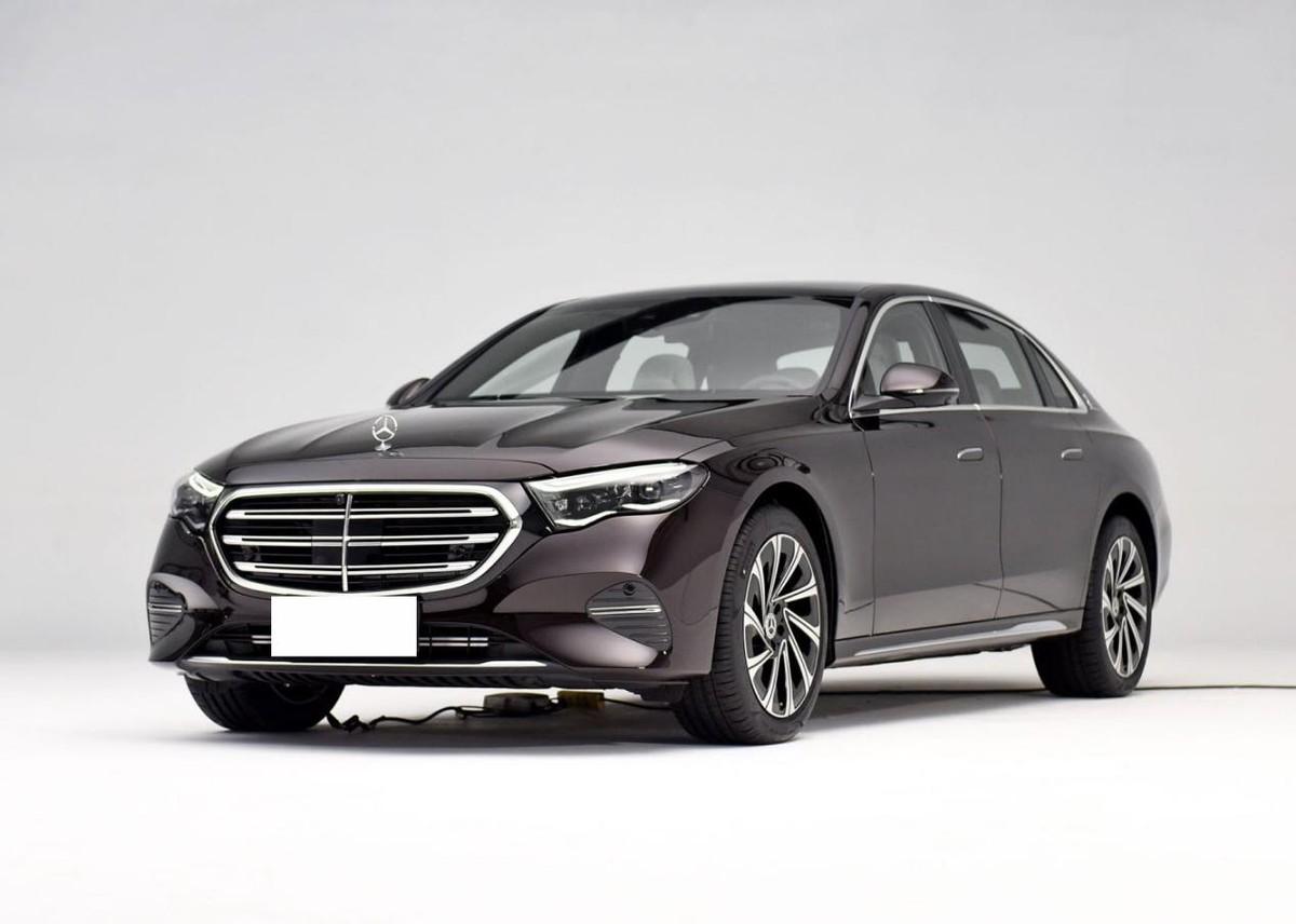 全新奔驰长轴距e级即将上市内饰科技或458万起售