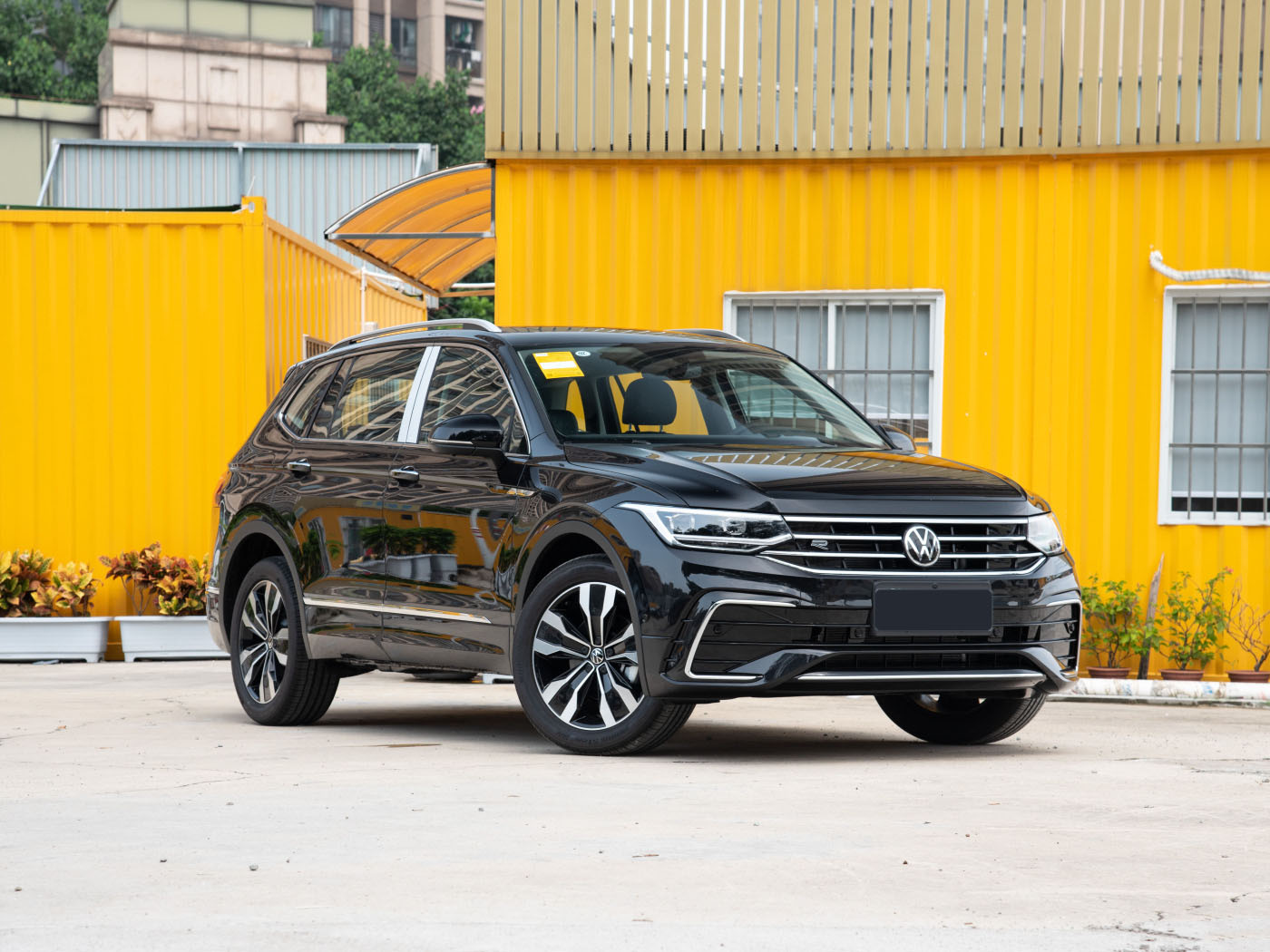 换代而来的红旗hs5对比大众途观l和本田crv谁更强