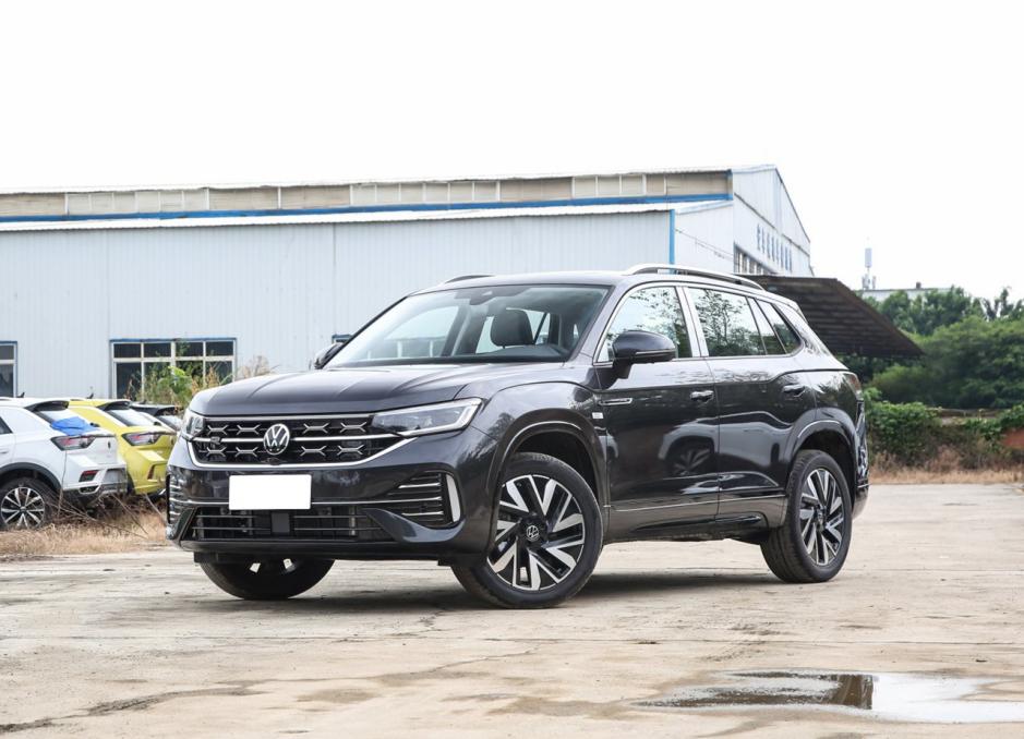 大众燃油车还是很好卖推出新款探岳20万跟比亚迪正面较量