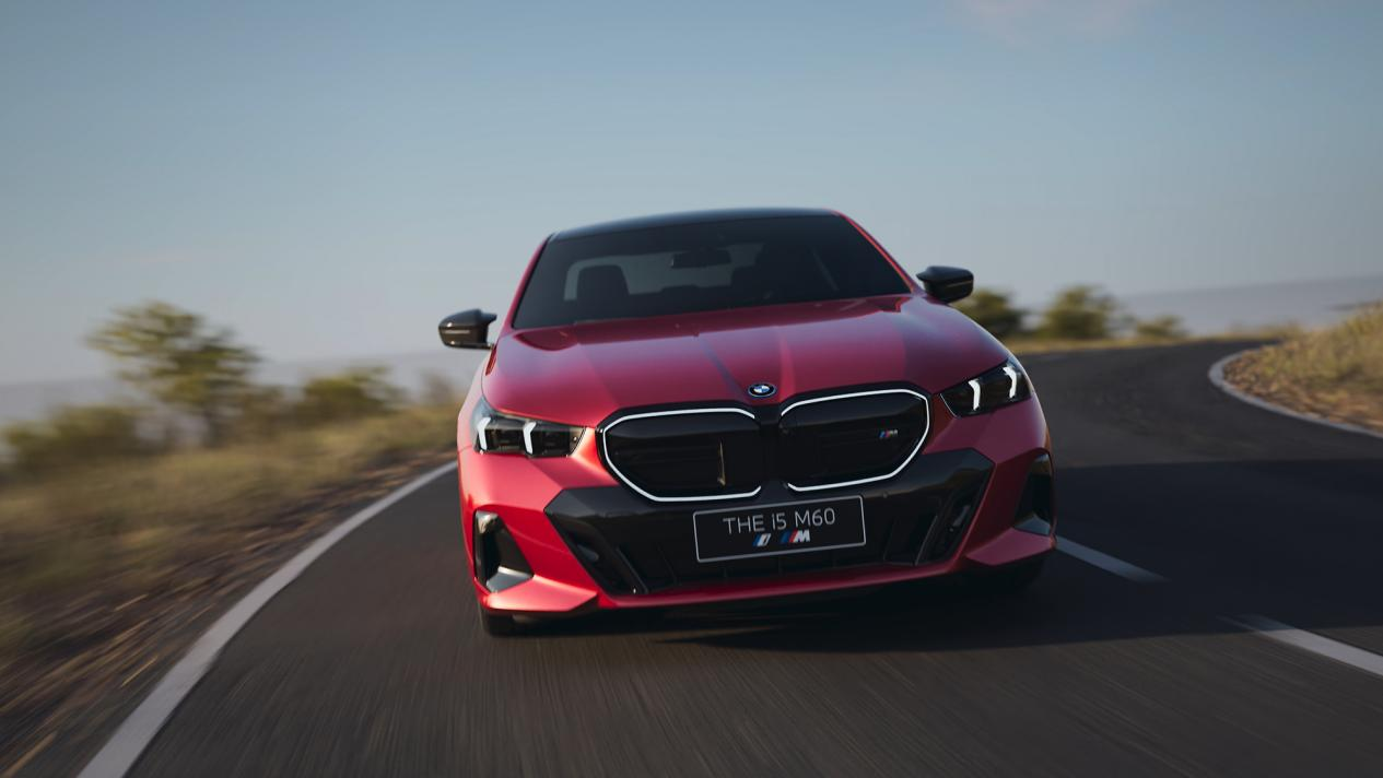 2023广州车展全新宝马5系长轴版全球首发电动化进程提速