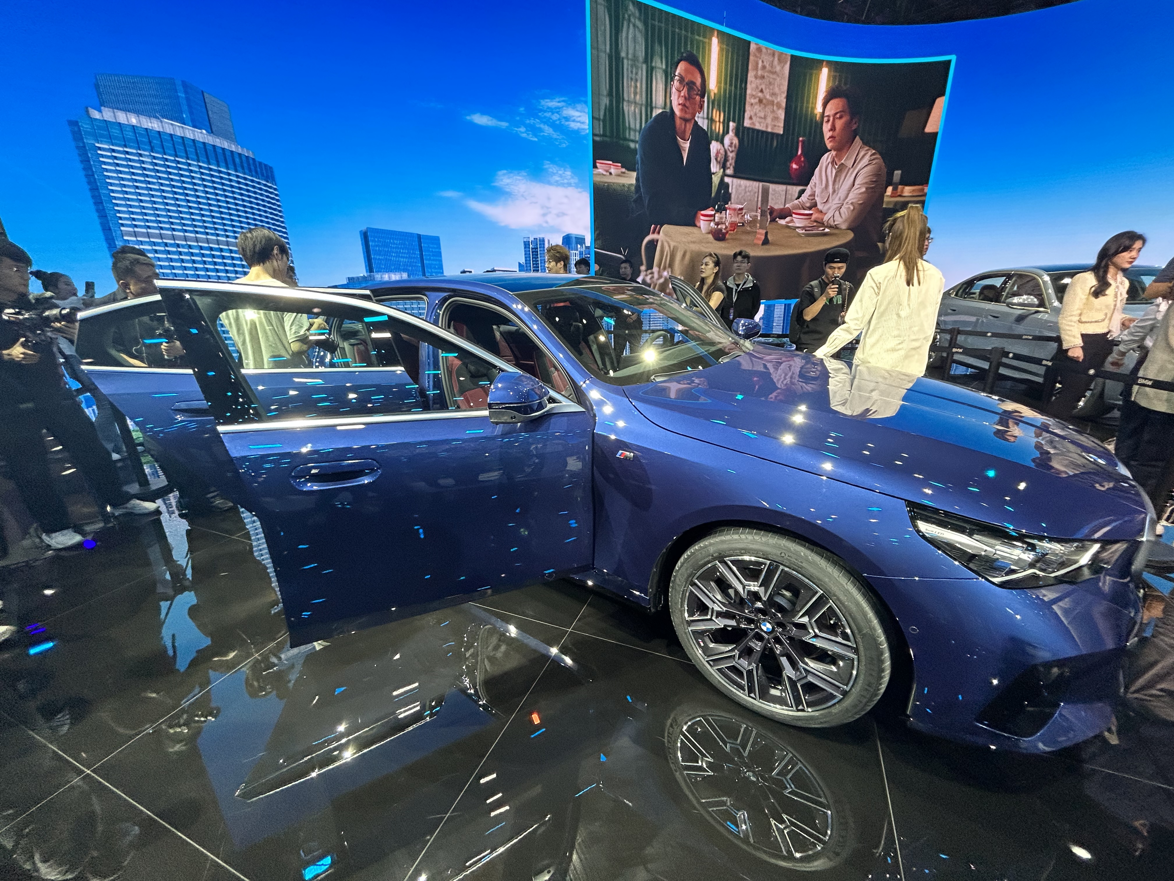 全新宝马5系来了外观内饰全新升级本届车展最重磅新车之一