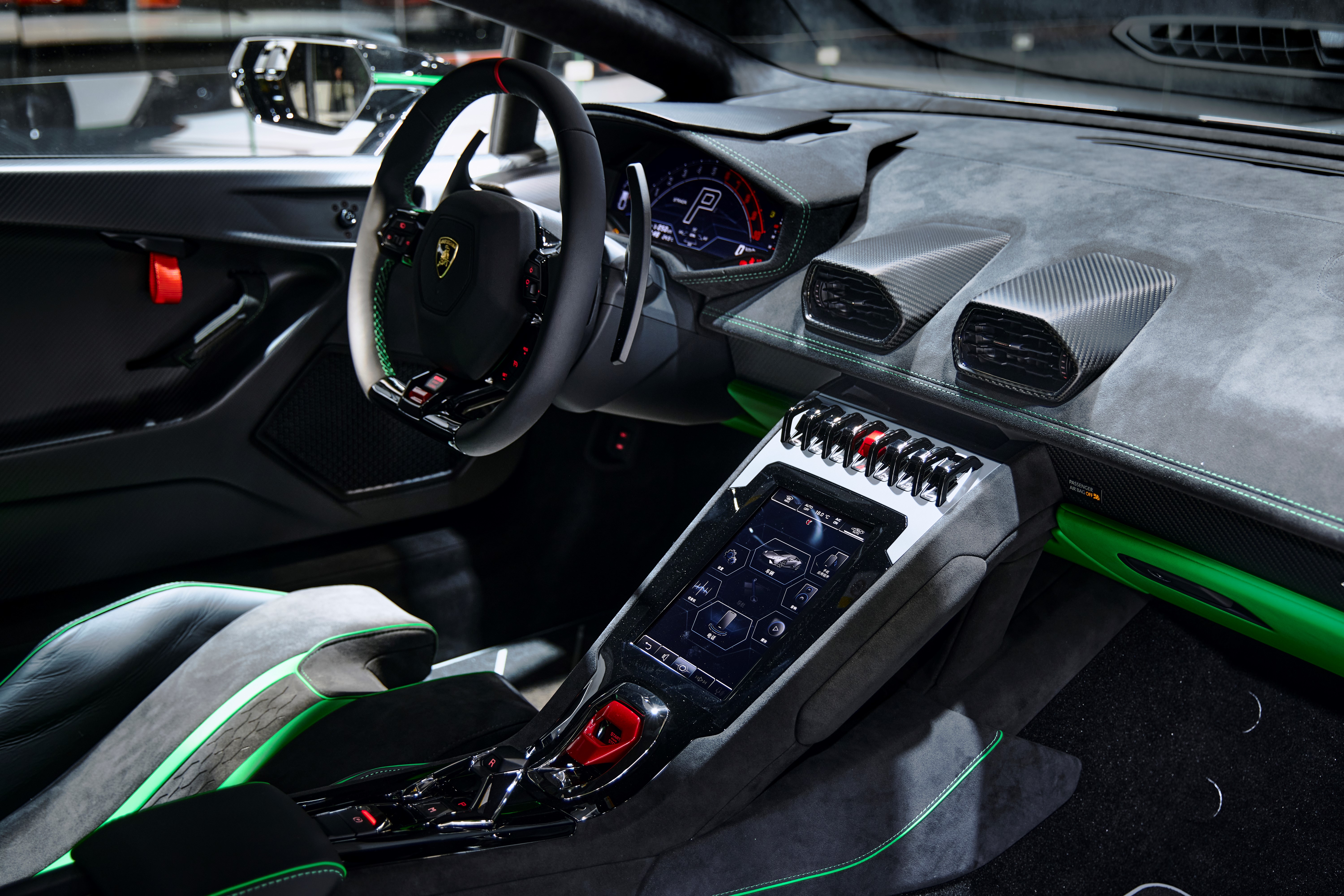 兰博基尼huracántecnica60周年限量版