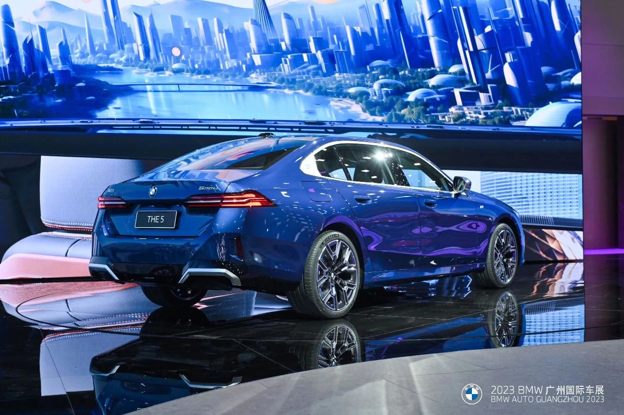 全新宝马5系长轴距版全球首发!宝马i5惊艳登场- 买车网