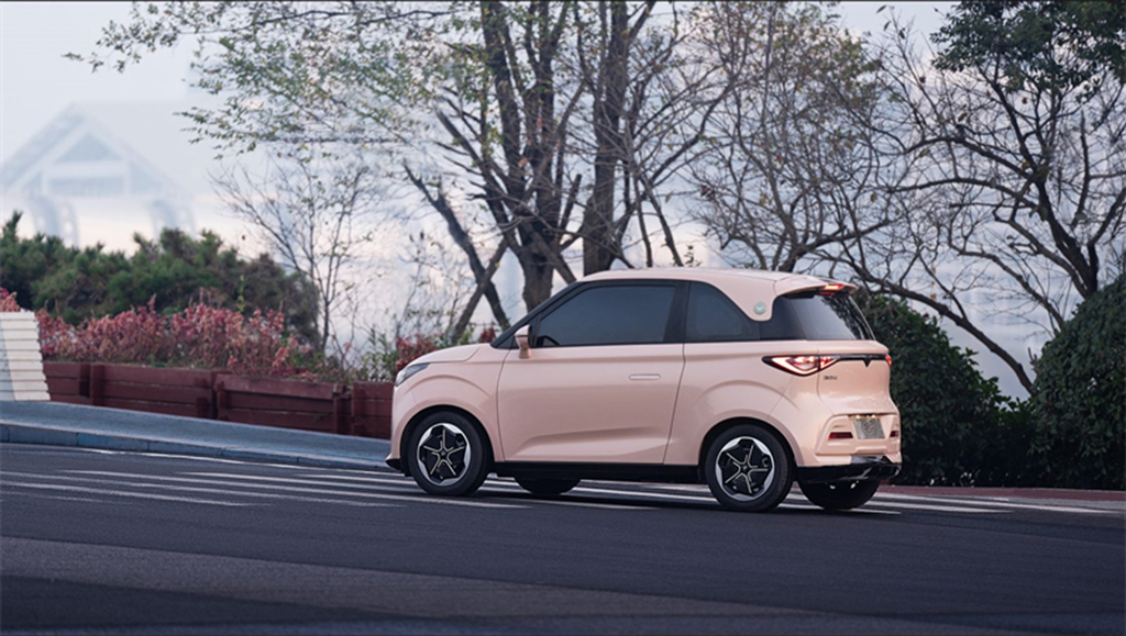 精品新能源小车新选择11月22日上市的凯翼拾月亮点多