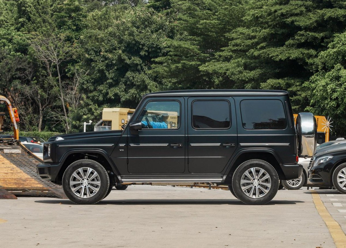 售价18990万元2024款奔驰g500正式上市