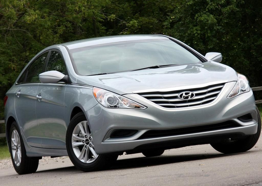 北京现代旗舰双车首发亮相,未来设计美学空降广州车展- 买车网