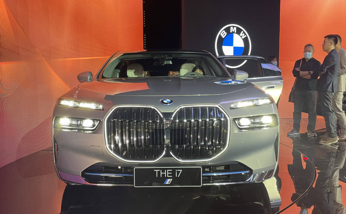 宝马mpv曝光豪华且霸气你们期待吗