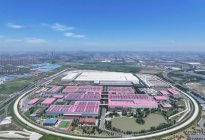 江汽集团携手鸿蒙智行勇攀科技高峰丨央视新闻《中国经济引力场》