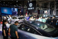 BBA经销商频繁“倒戈”的背后：鸿蒙智行带领中国汽车冲刺高端