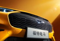 “半死”的长安福特竟然赢利啦，网友：哭笑不得的“躺赢”！