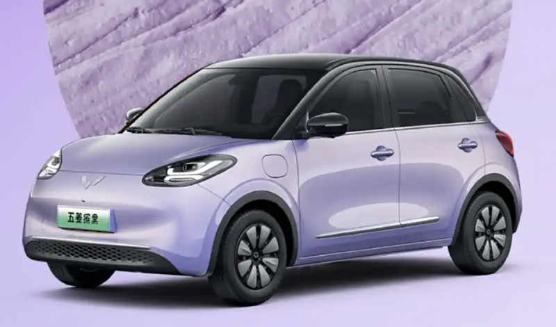 新款五菱缤果官图，继续和宏光MINIEV窝里斗