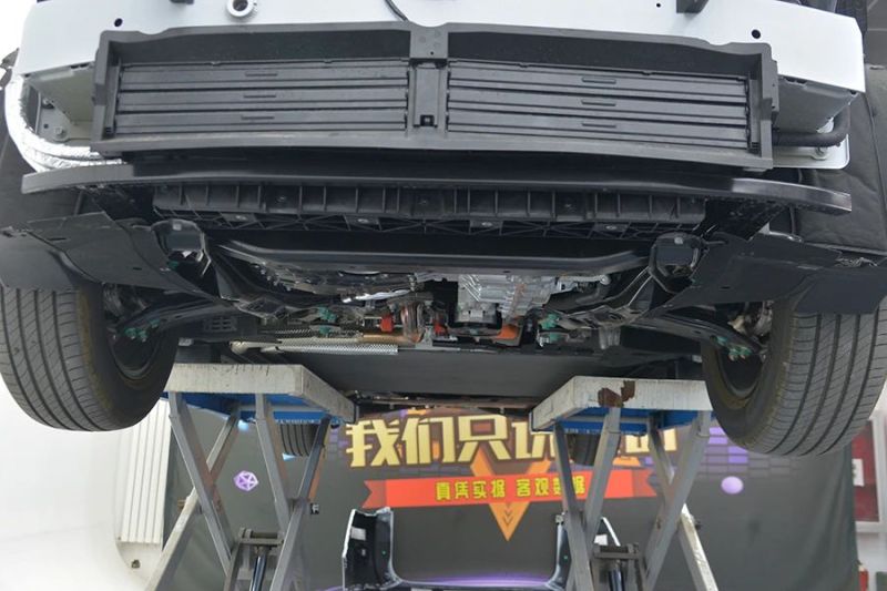 比亚迪夏拆车：抛弃糟粕换新颜，还是主流造车看着爽！