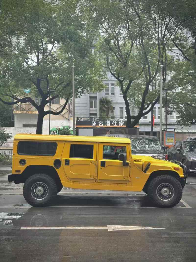 军工血统悍马H1 Alpha版，超越工具的机械图腾