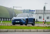 颠簸路不晃 急刹车不冲 东本S7的零晕感悬挂有何黑科技