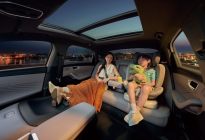 荣威M7 DMH上市，以“三板斧”切入中大型混动轿车市场