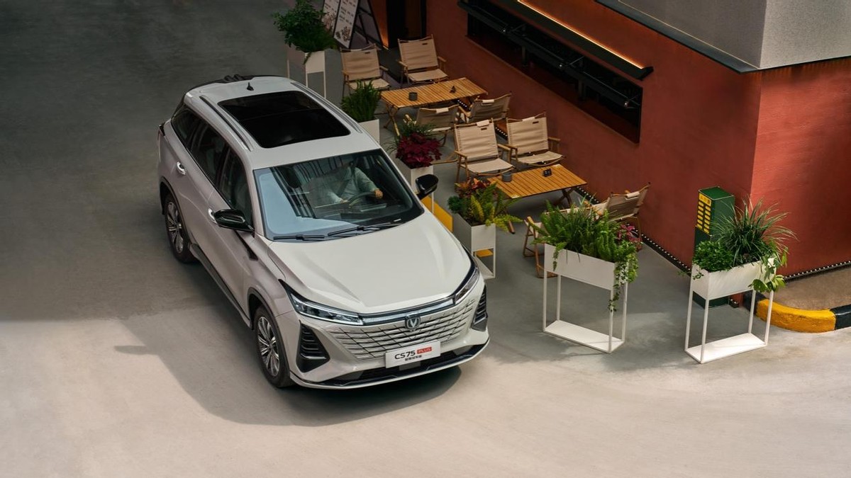 新动力！新座舱！CS75PLUS焕新上市，限时价9.19万起(图4)