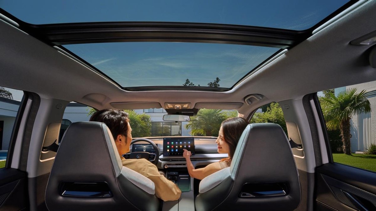 新动力！新座舱！CS75PLUS焕新上市，限时价9.19万起(图8)