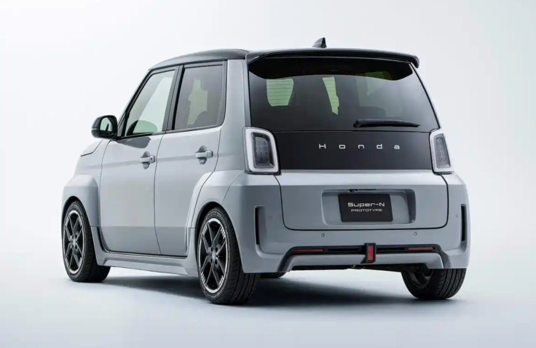 2025东京车展:丰田卡罗拉认不出,马自达概念车惊艳,日系车支棱起来了?