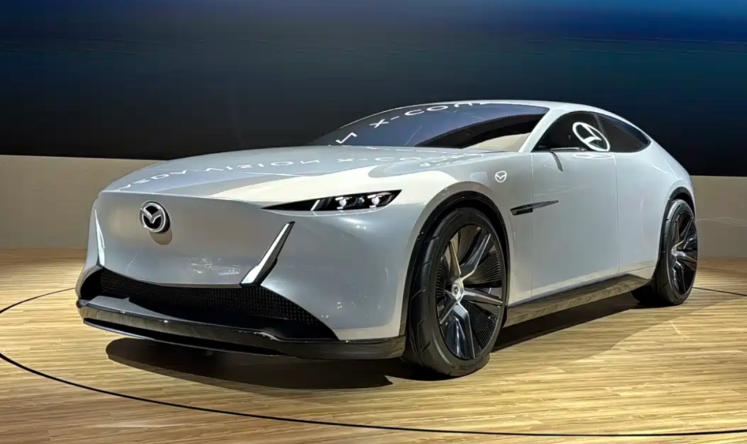 2025东京车展:丰田卡罗拉认不出,马自达概念车惊艳,日系车支棱起来了?