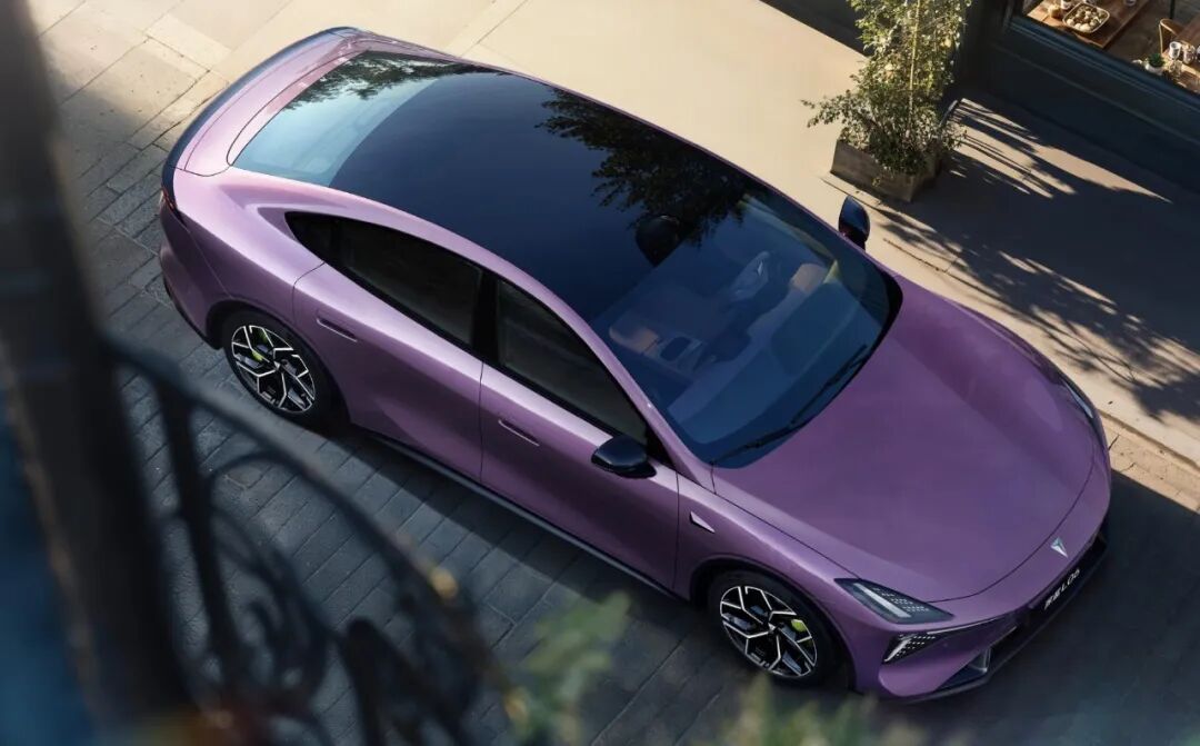 行业丨10月销量快报，比亚迪还差90万达标，主流新势力仅理想下滑