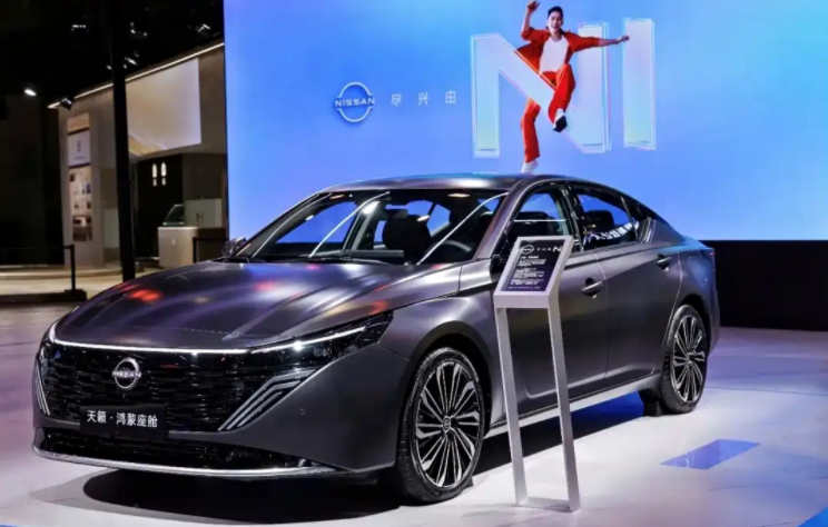 行业丨进博会看车市新格局：跨国车企本土化升级显著