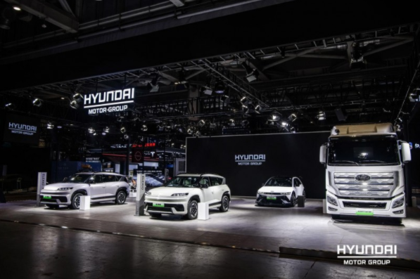 行业丨进博会看车市新格局：跨国车企本土化升级显著